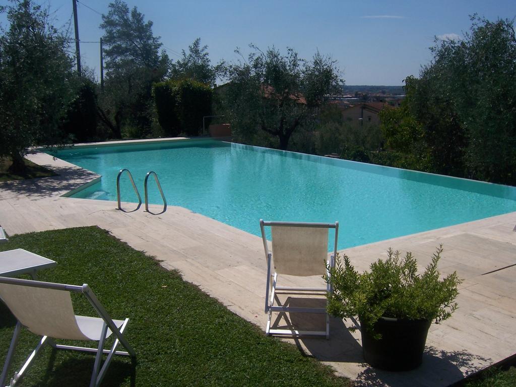 Agriturismo Le Due Querce Lazzeretto Exteriér fotografie